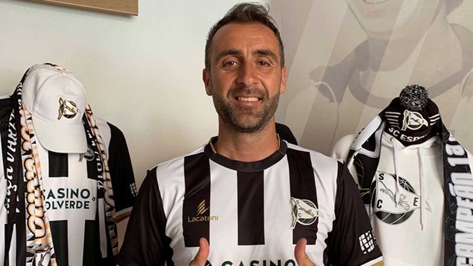 Diogo Valente é reforço do Espinho