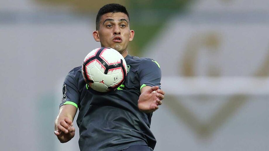 Mercado ferve: Novidades no Benfica, Battaglia deixa garantia e Rafael Leão na mira de grande italiano