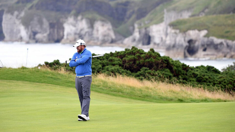 JB Holmes e Shane Lowry lideram o Open Championship