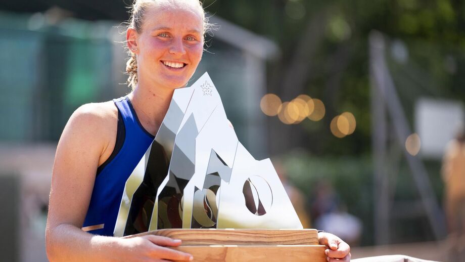 Fiona Ferro conquista torneio de Lausana ao vencer Alize Cornet