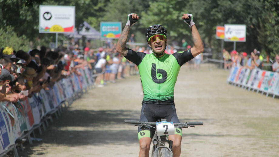 Ricardo Marinheiro e Raquel Queirós campeões nacionais de cross country olímpico
