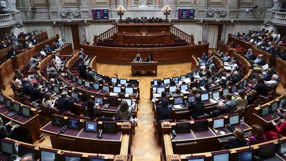 Legislatura: Um país em suspenso com as suspeitas de corrupção no desporto