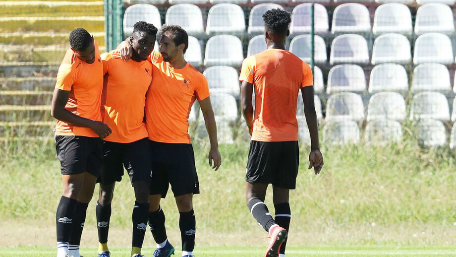 Leixões derrotou Vitória de Guimarães B no último jogo de preparação