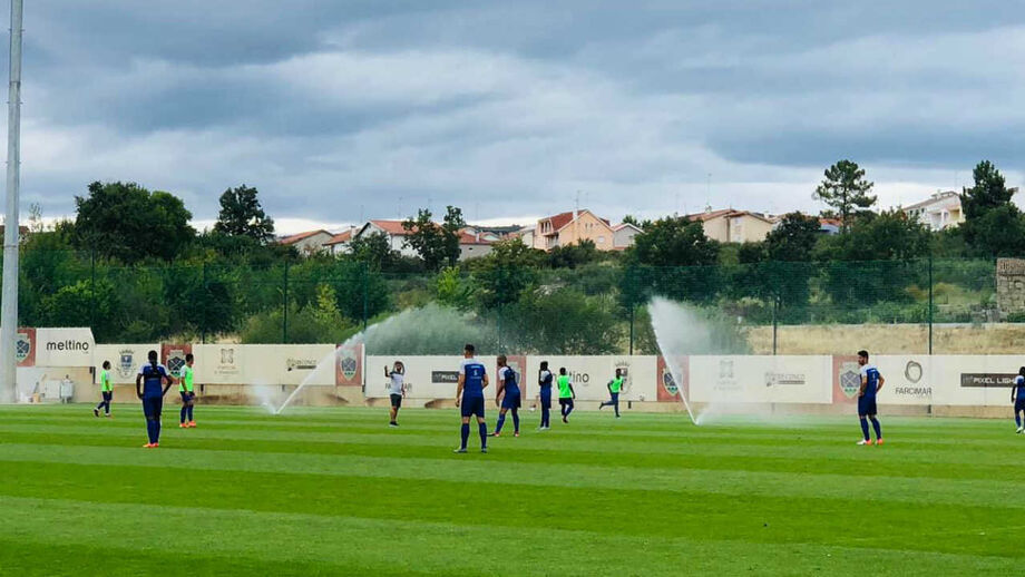 Goleada sobre a equipa satélite no penúltimo jogo de preparação