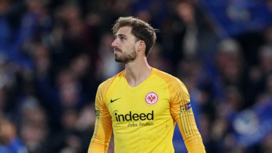 Trapp no banco do PSG com saída à vista