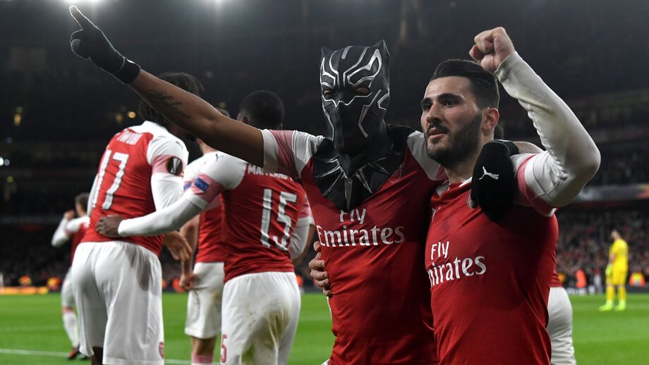 Kolasinac não é o único futebolista ‘super-herói’