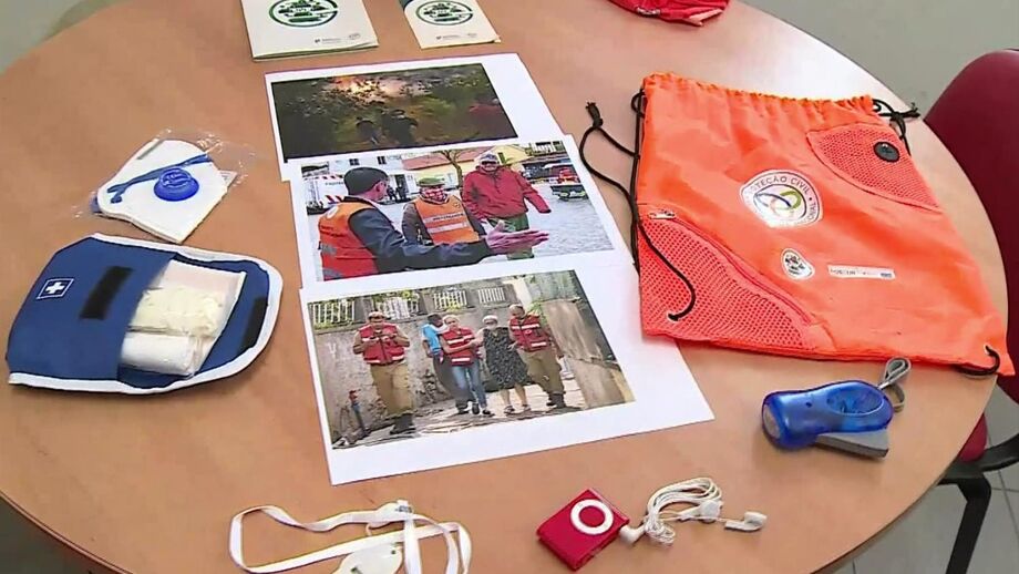 Ministério Público abre inquérito à compra das golas inflamáveis