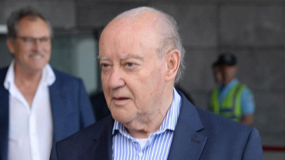 Pinto da Costa dá os parabéns à seleção nacional de hóquei em patins e critica o Governo