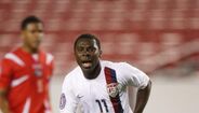 Freddy Adu - Chegou a ser apontado como o 'Futuro Pelé'. Considerado um fenómeno desportivo, Freddy Adu nunca conseguiu corresponder às expectativas criadas sobre si. Passou pelo Benfica, mas depois disso nunca mais demonstrou o protagonismo que se lhe propunha. Atualmente, está sem clube.