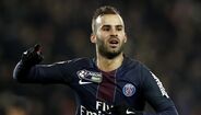 Jesé Rodríguez - Passou de ser uma grande estrela do Real Madrid, para ser descartado pelos 'blancos'. Algumas lesões e outros 'assuntos extra futebol' levaram a carreira de Jesé para outros patamares menores. Atualmente, está no Betis.
