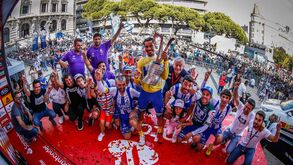 Vénia a João Rodrigues 