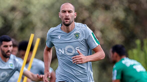 Acordo liberta Bas Dost