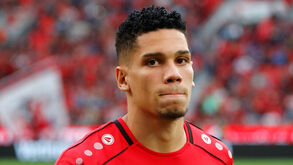 Empresário atrasa Paulinho