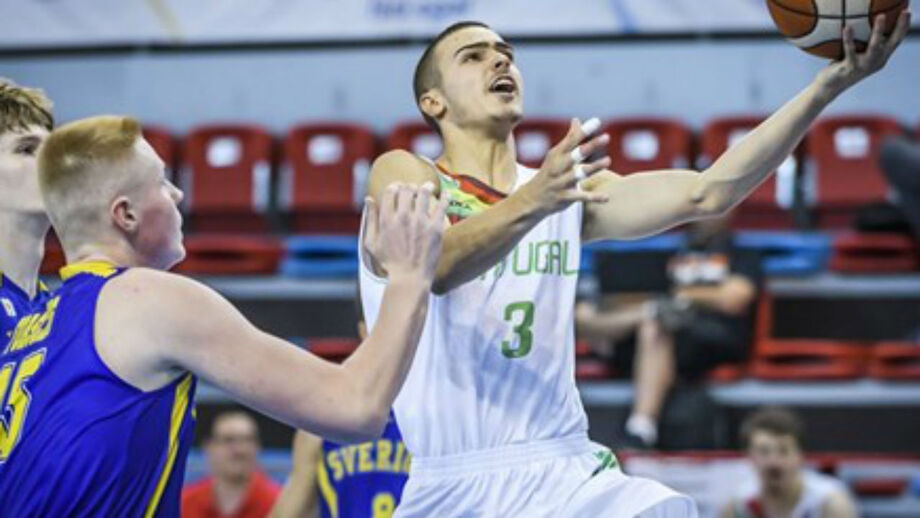 Portugal perde com checos e falha subida à Divisão A do Eurobasket de sub-18