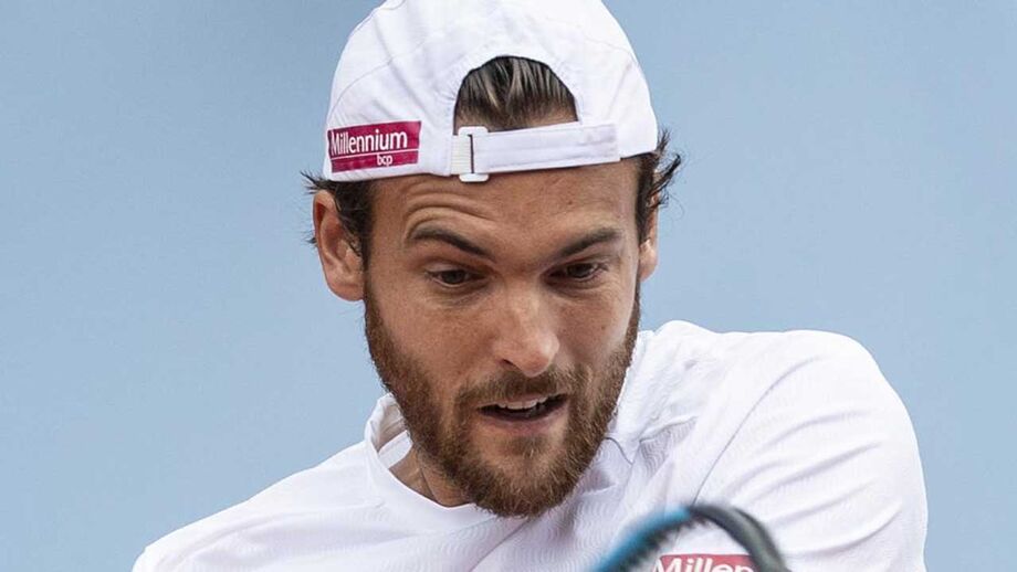 João Sousa volta a não ir a Montréal
