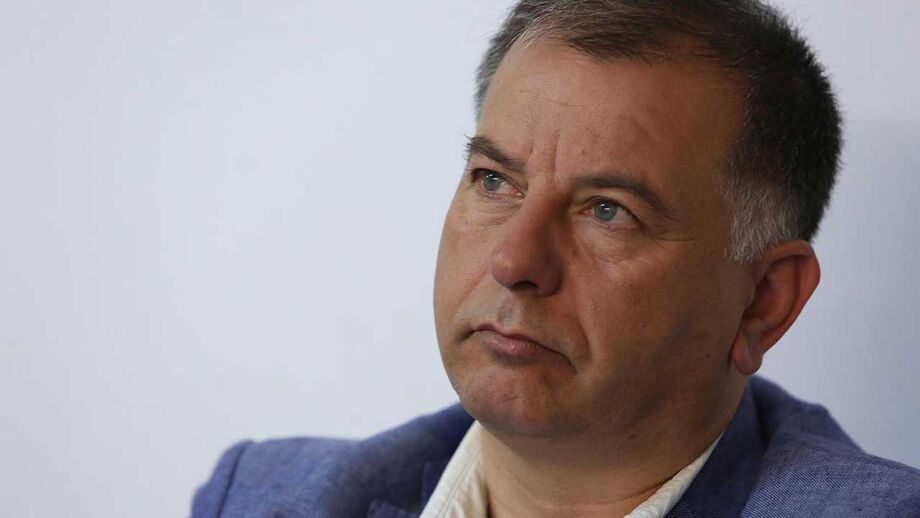 Divisão no clube levou à saída da direção