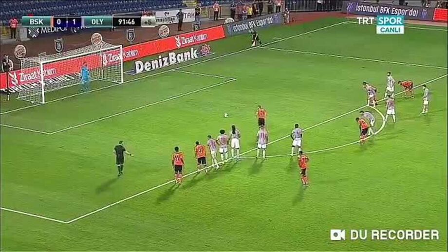 José Sá foi herói na vitória do Olympiacos
