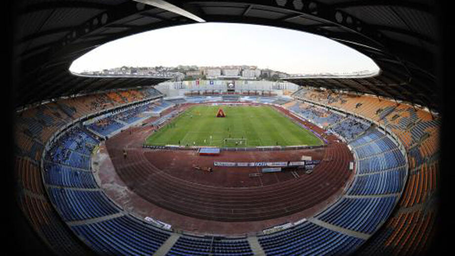 Pista de atletismo do Estádio Cidade de Coimbra reabilitada por 530 mil euros
