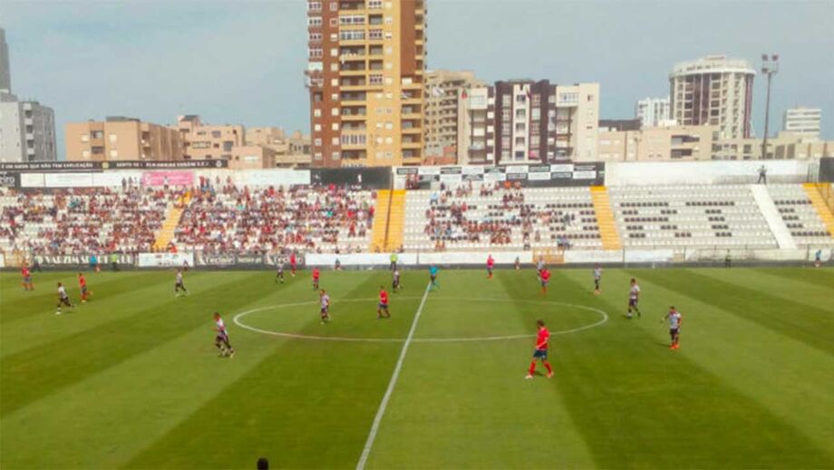 Varzim-Oliveirense, 0-0: Nulo em jogo equilibrado