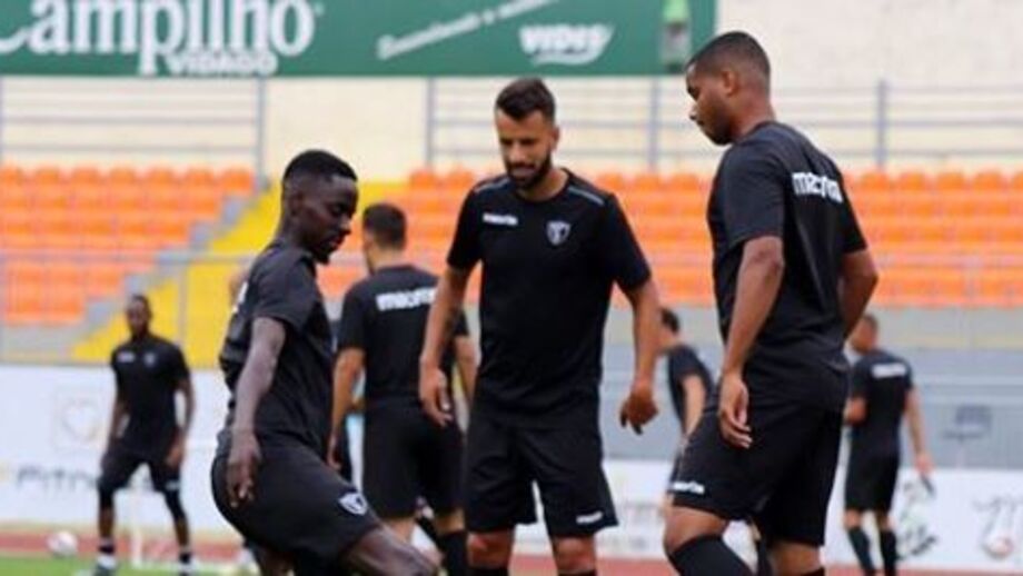 Penafiel-Ac. Viseu, 0-2: Eficácia premeia equipa visitante