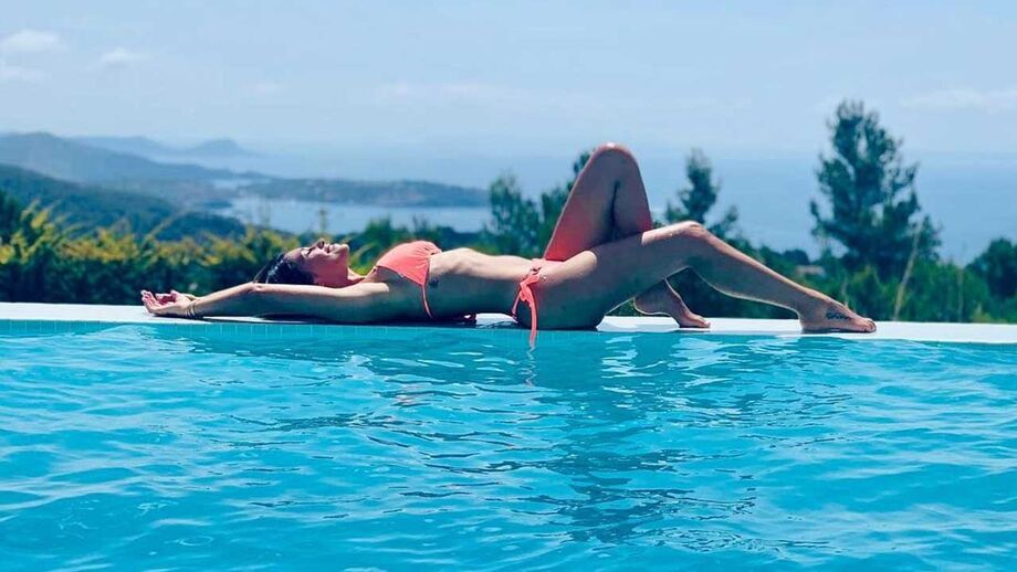 Antonella Roccuzzo, uma sereia em Ibiza