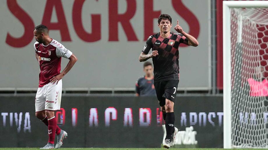 Nenê promete vitória