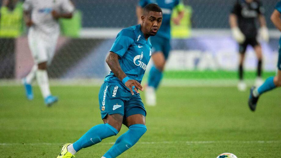 Depois do caso de racismo, Malcom pondera naturalizar-se... russo