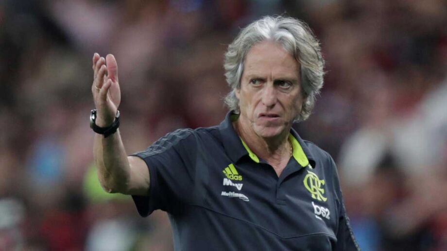 Brasileirão cita conta de paródia a Jorge Jesus: «Paresse fácile»