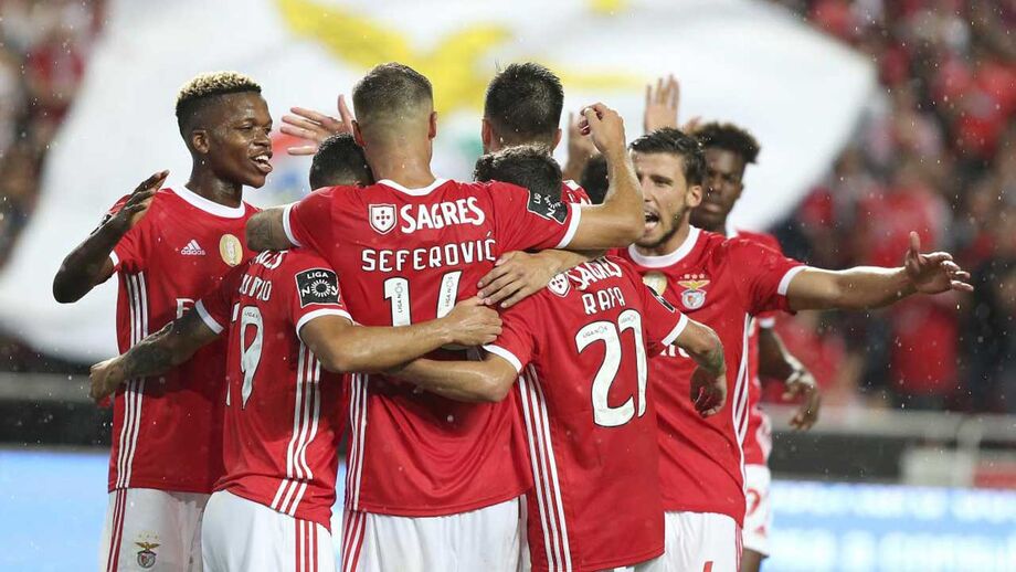 «O Benfica apresenta-se como se não tivesse havido intervalo entre as duas épocas»