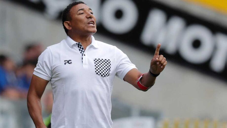 Lito Vidigal relativiza bom momento do V. Guimarães: «Ainda não competiu na Liga...»
