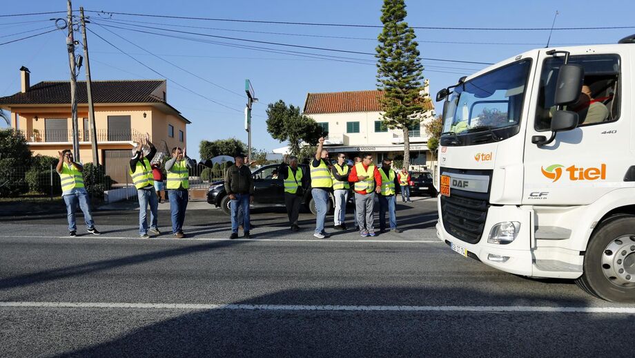 Antram pede mediação do Governo para negociar com sindicato dos motoristas