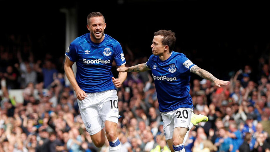 Marco Silva alcança primeira vitória na Premier League