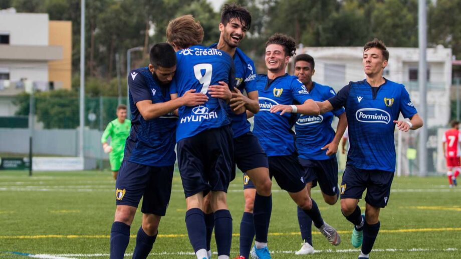 Chuva de golos no empate entre FC Porto e Famalicão