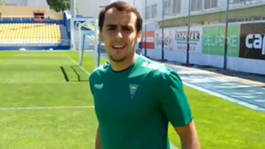 Estoril oficializa contratação de Stojkovic