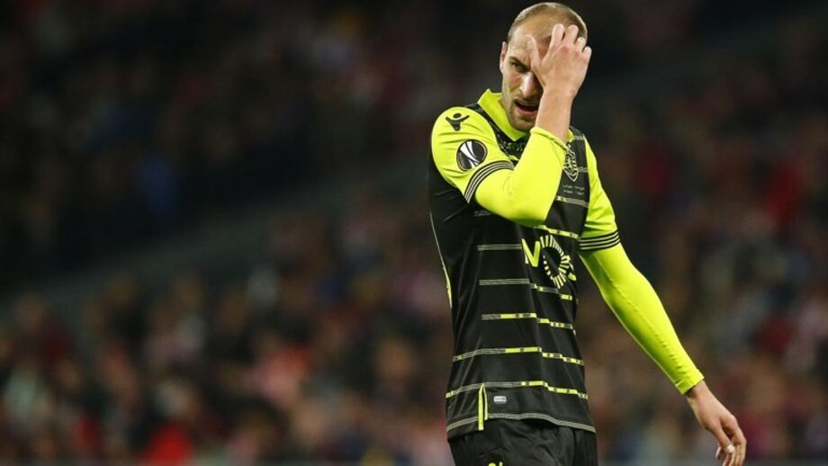 Sporting só comunicou este domingo à CMVM cedência de Bas Dost