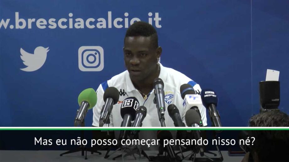 Balotelli não esquece insultos racistas em Itália: «Que não se repitam»