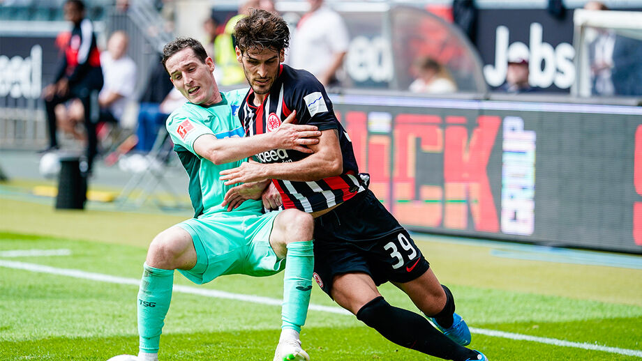 Estrasburgo-Eintracht Frankfurt: Gonçalo Paciência em ação