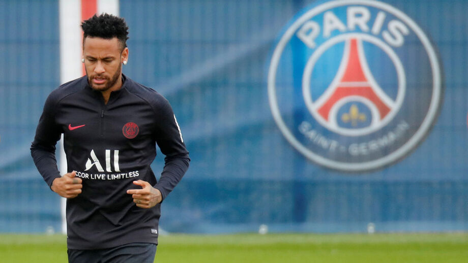 Real Madrid em Paris atrás de Neymar