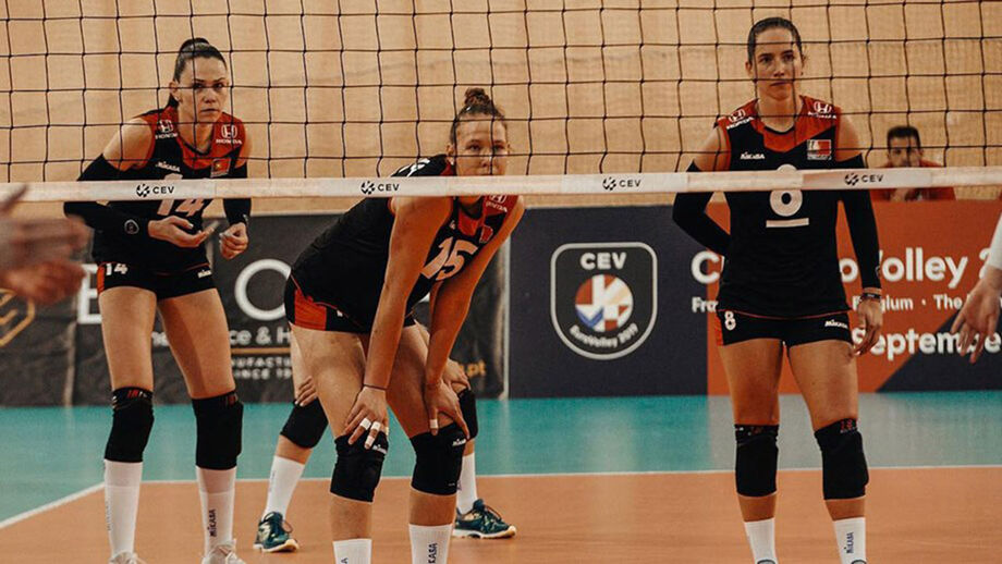 Seleção feminina volta a perder no Europeu