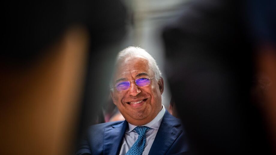 Sondagem: PS sobe e conquista mais de 40% dos votos