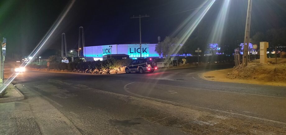 Ameaça de bomba obriga à evacuação da discoteca LICK em Vilamoura