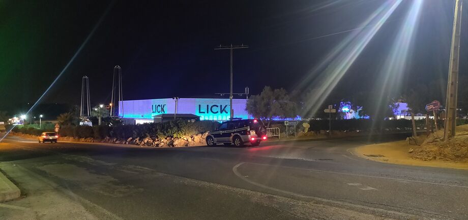 Ameaça de bomba obriga à evacuação da discoteca LICK em Vilamoura