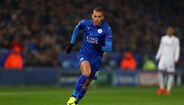 Slimani - Vendido por 30 milhões de euros ao Leicester (2016/2017)