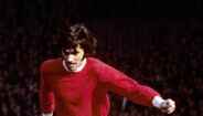 George Best - Considerado como uma lenda do Man. United, Best admitiu em entrevistas ter gasto grande parte do seu ordenado em vinho, mulheres e carros.