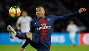 Mbappé termina contrato só em 2022 mas a pressão do Real Madrid para garantir o avançado francês pode levar o PSG a ver o jogador sair mais cedo