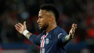 2. Neymar (2017/18, Barcelona-Paris Saint-Germain, 222 M€), 224 M€