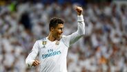 3. Cristiano Ronaldo (2009/10, Man Utd-Real Madrid, 94 M€), 216,8 M€
