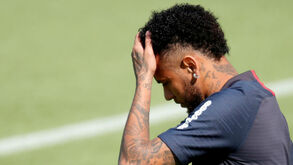 Neymar desesperado ofereceu 20 milhões ao PSG para somar à proposta do Barcelona