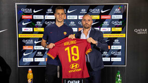 Nikola Kalinic reforça o ataque da Roma de Paulo Fonseca