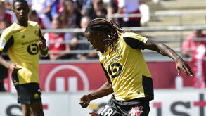 José Fonte e Renato Sanches ajudam Lille a vencer Angers